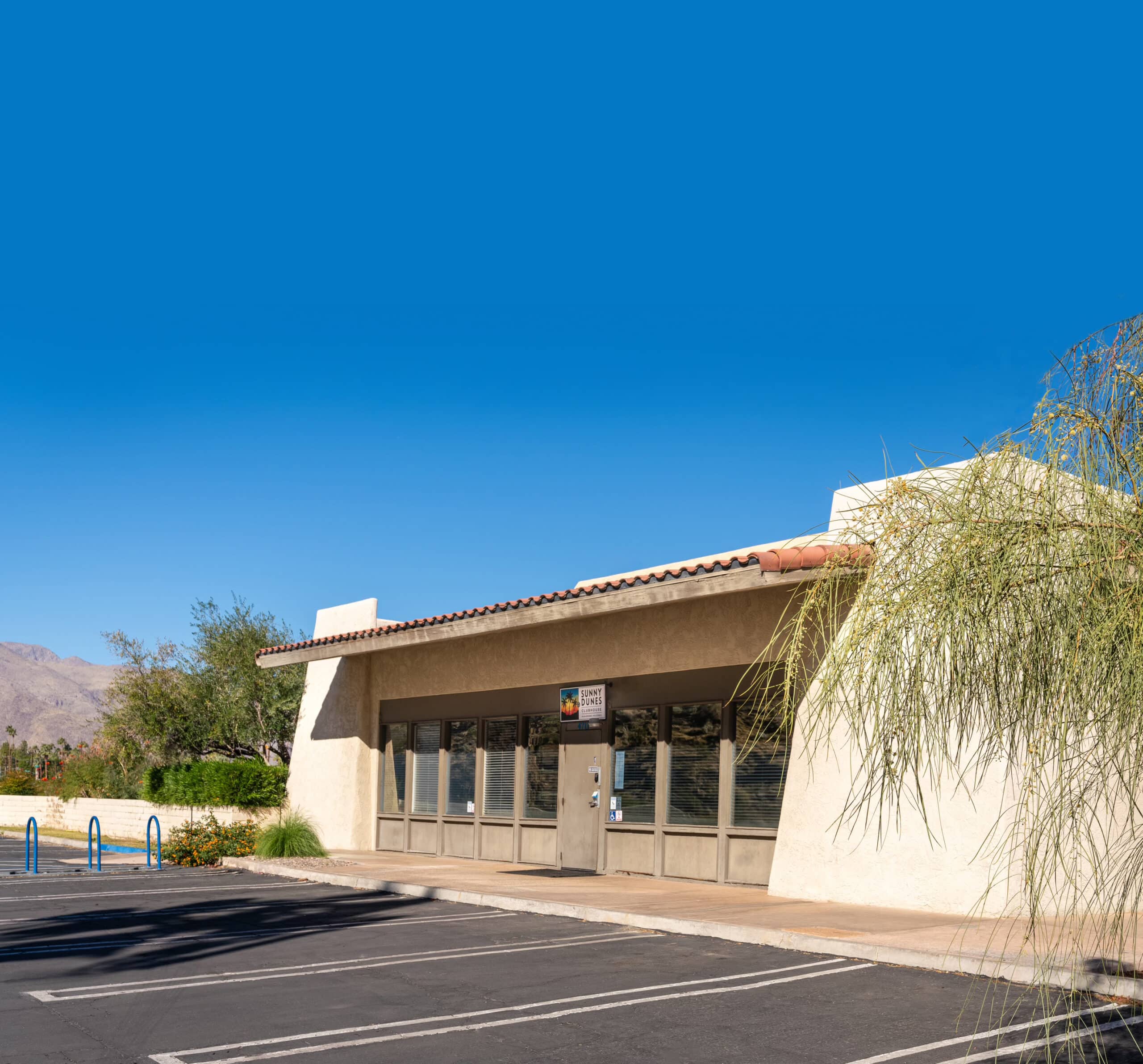 Sunny Dunes Clubhouse Palm Springs - High Resolution Photo
