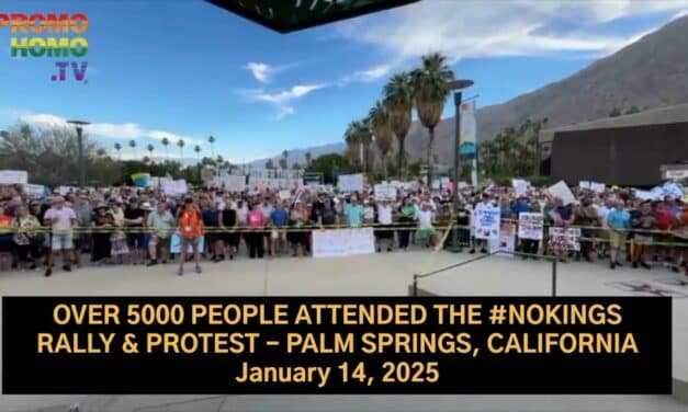 5000+ People pack Palm Springs’ downtown park for #NoKings Day. THIS is what DEMOCRACY looks like!